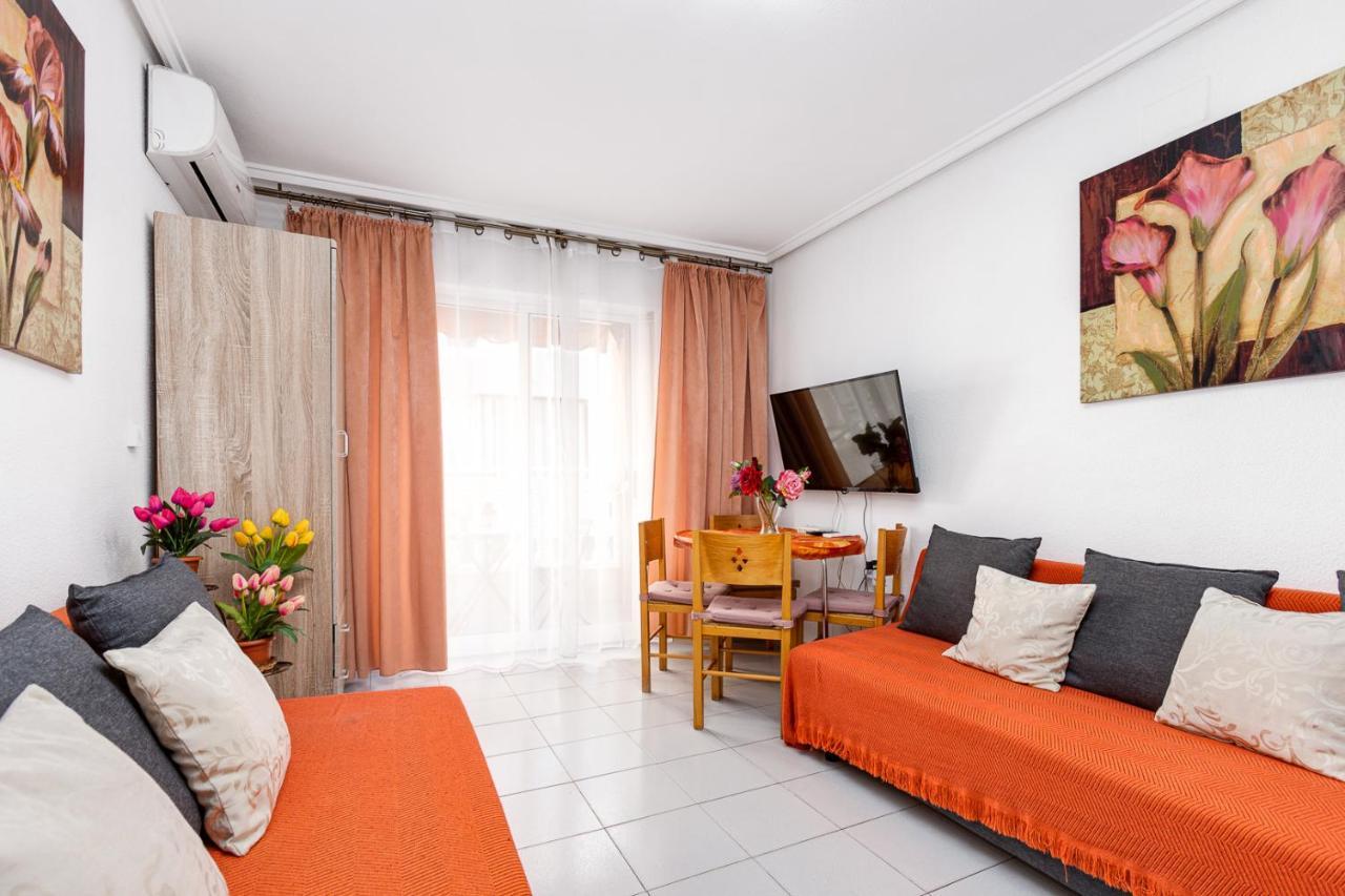 Apartment Studio Relax Almudena Τορεβιέχα Εξωτερικό φωτογραφία