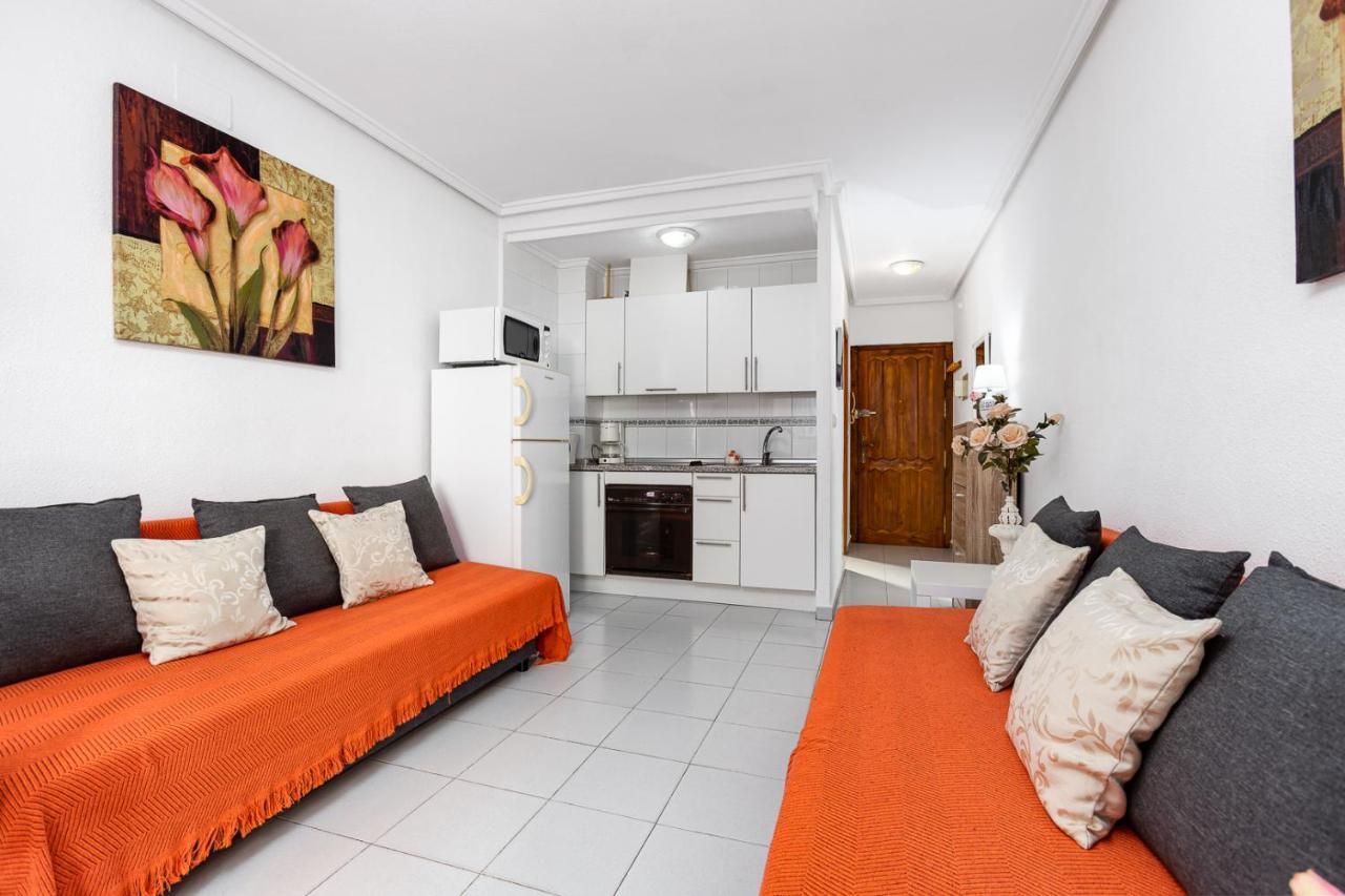 Apartment Studio Relax Almudena Τορεβιέχα Εξωτερικό φωτογραφία