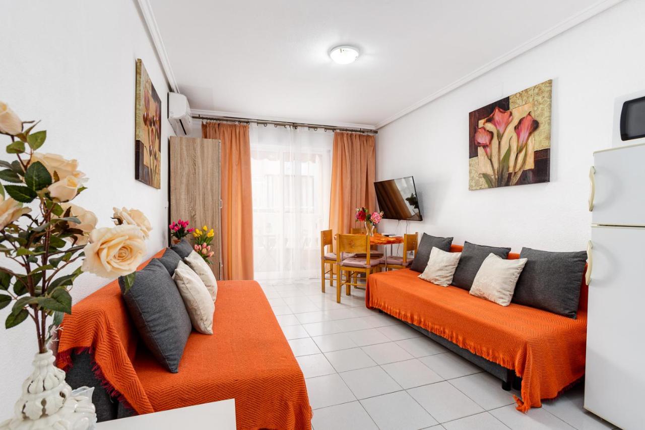 Apartment Studio Relax Almudena Τορεβιέχα Εξωτερικό φωτογραφία