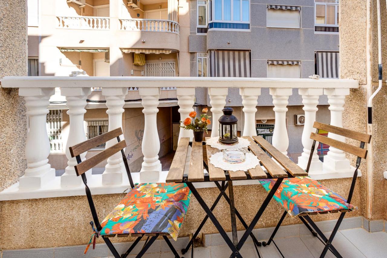 Apartment Studio Relax Almudena Τορεβιέχα Εξωτερικό φωτογραφία